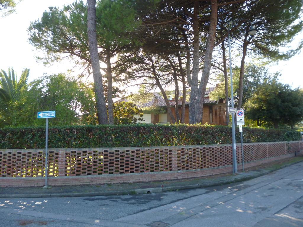 Il Geranio Villa Tirrenia Eksteriør bilde