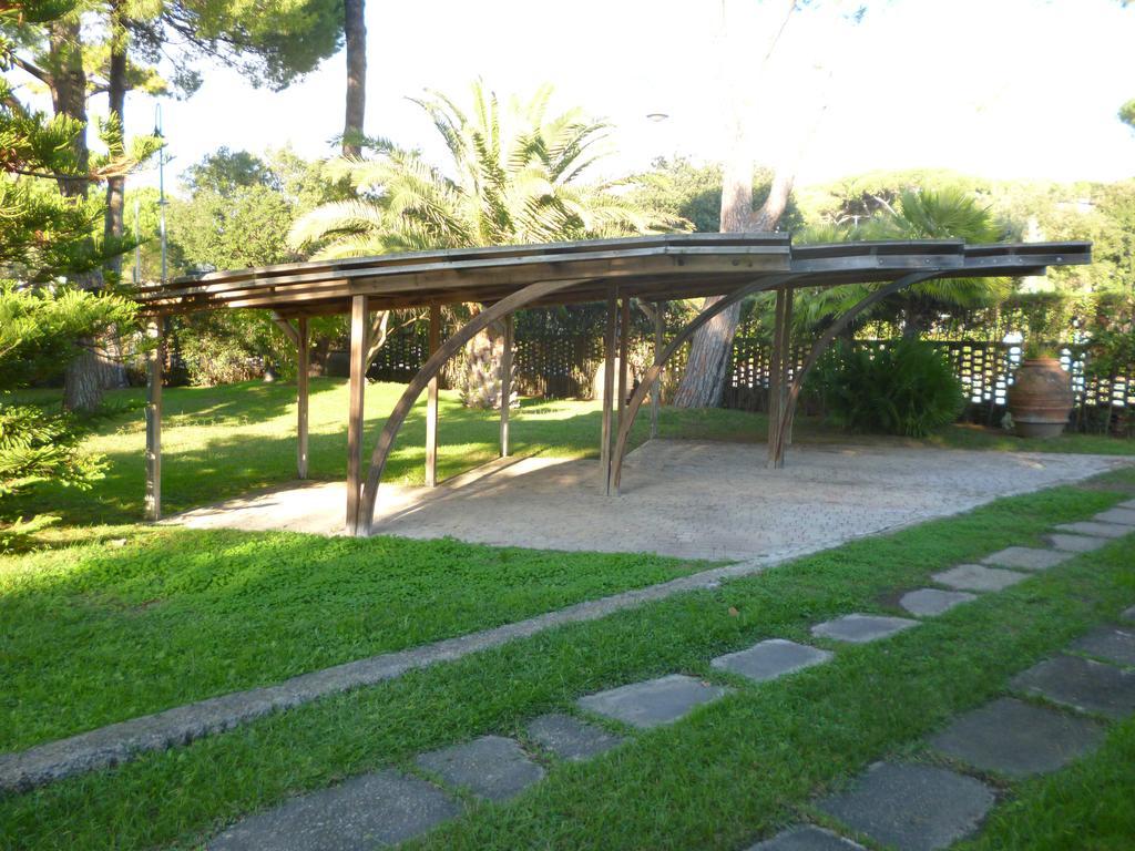 Il Geranio Villa Tirrenia Eksteriør bilde